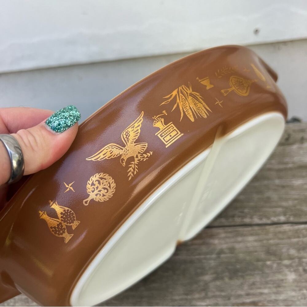 Pyrex Early American #27 divided casserole dish brown gold metallic pattern - Picture 8 of 9
